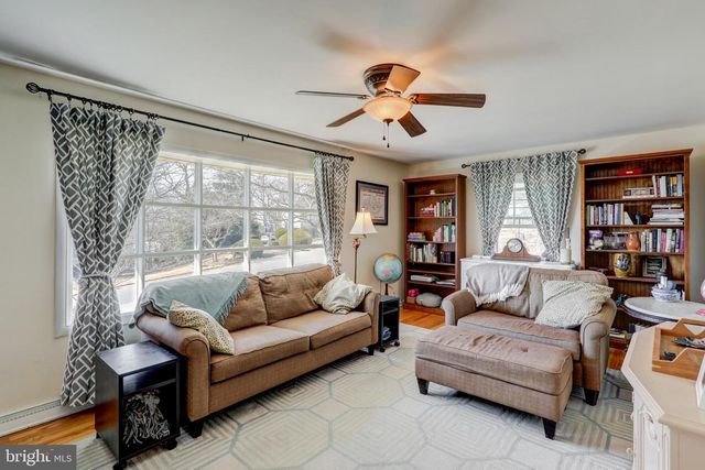 1146 HERMOSA AVE, Lancaster, PA 17601