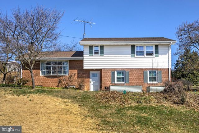 1146 HERMOSA AVE, Lancaster, PA 17601