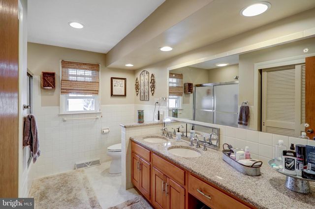 1146 HERMOSA AVE, Lancaster, PA 17601