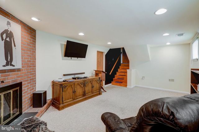 1146 HERMOSA AVE, Lancaster, PA 17601