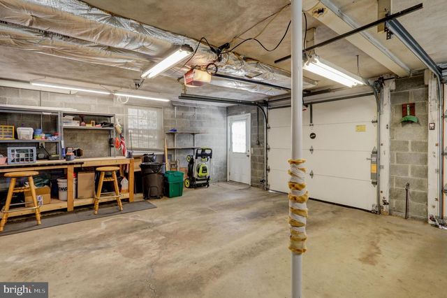 1146 HERMOSA AVE, Lancaster, PA 17601