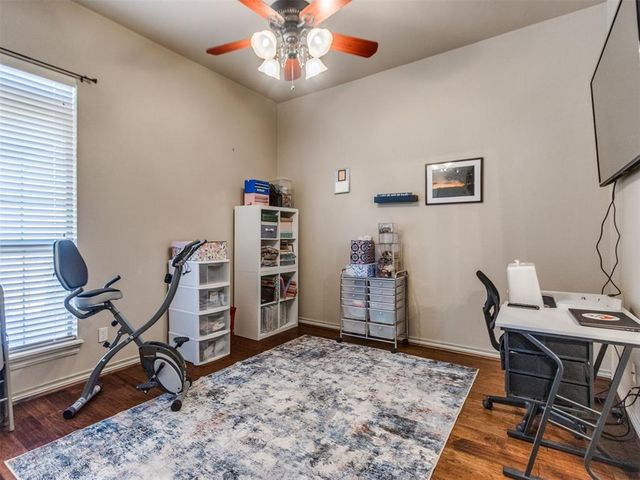 221 Penny Circle, Guthrie, OK 73044