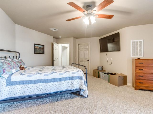 221 Penny Circle, Guthrie, OK 73044