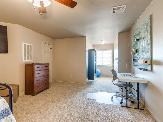 221 Penny Circle, Guthrie, OK 73044