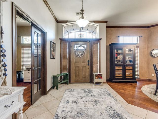 221 Penny Circle, Guthrie, OK 73044