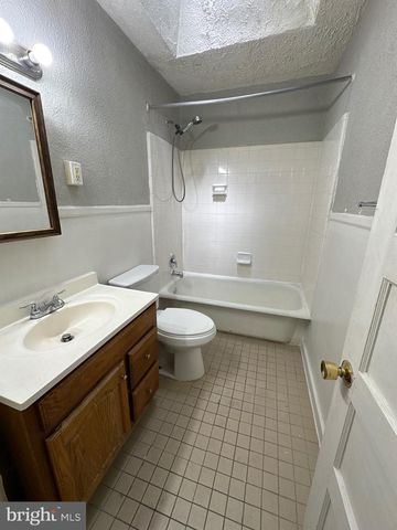 7139 GREENWOOD AVE, Upper Darby, PA 19082