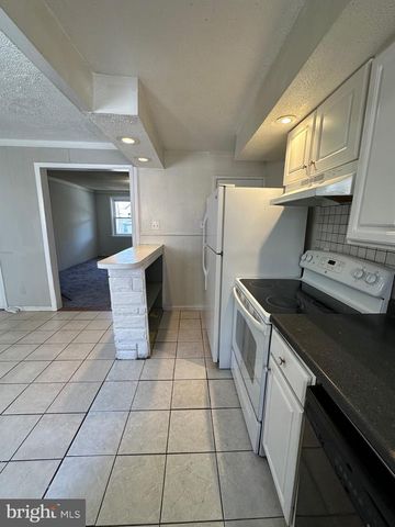 7139 GREENWOOD AVE, Upper Darby, PA 19082