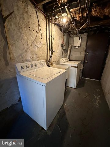 7139 GREENWOOD AVE, Upper Darby, PA 19082
