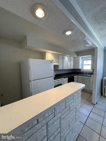 7139 GREENWOOD AVE, Upper Darby, PA 19082