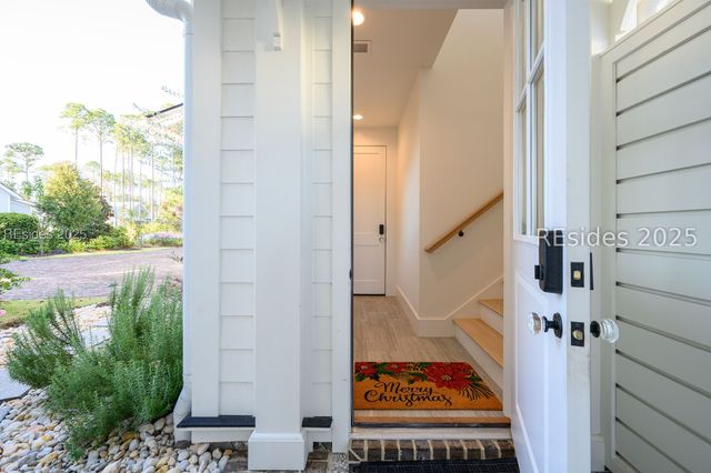 42 Flicker St, Bluffton, SC 29910