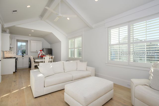 42 Flicker St, Bluffton, SC 29910