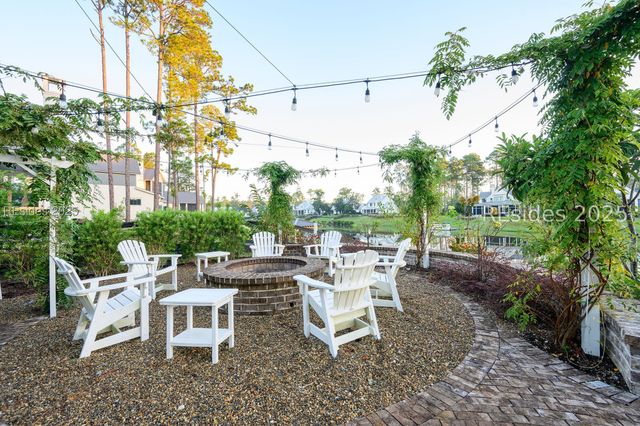 42 Flicker St, Bluffton, SC 29910