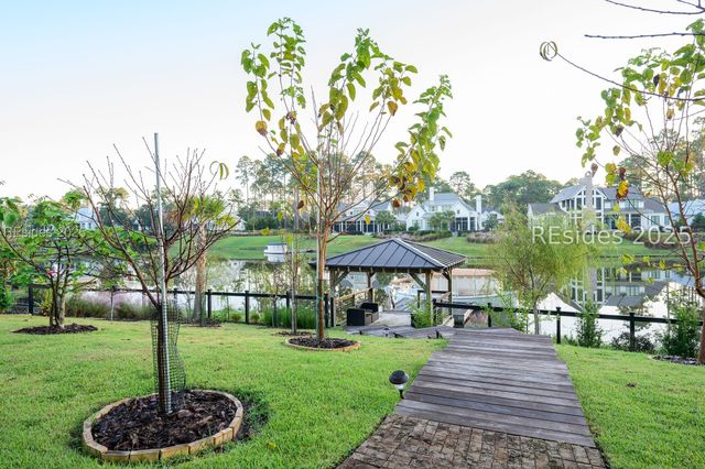 42 Flicker St, Bluffton, SC 29910