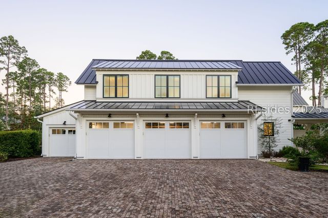 42 Flicker St, Bluffton, SC 29910