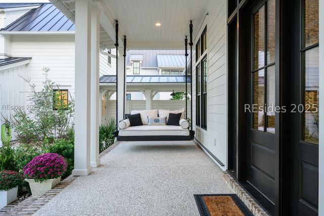 42 Flicker St, Bluffton, SC 29910