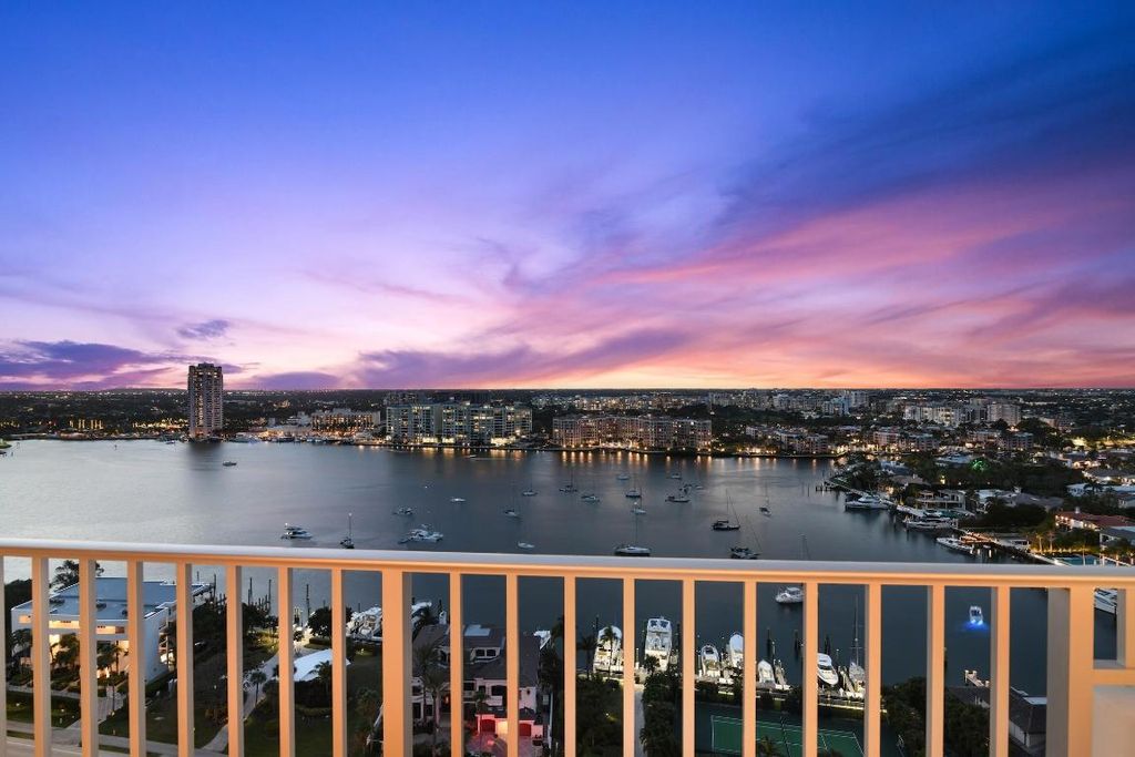 Image 11 of property listing at 500 S Ocean Boulevard 1509, Boca Raton, FL 33432