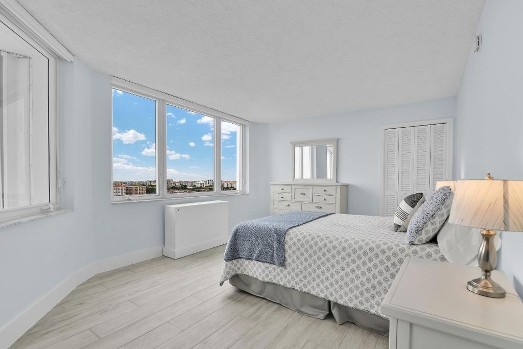 Image 14 of property listing at 500 S Ocean Boulevard 1509, Boca Raton, FL 33432