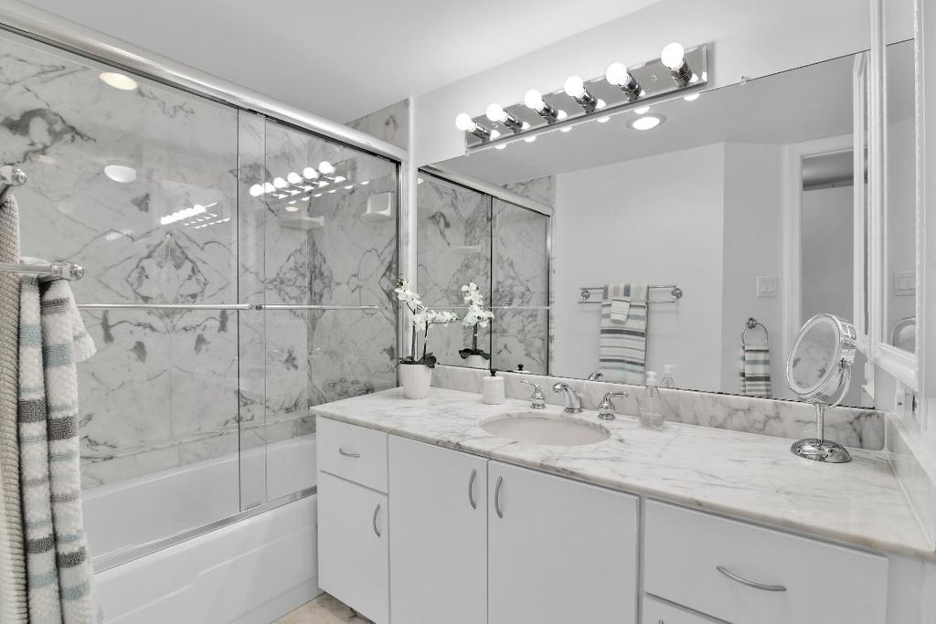 Image 16 of property listing at 500 S Ocean Boulevard 1509, Boca Raton, FL 33432