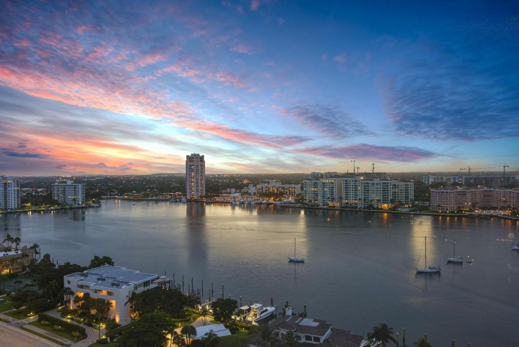 Image 8 of property listing at 500 S Ocean Boulevard 1509, Boca Raton, FL 33432