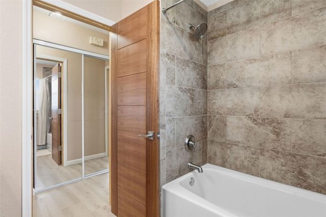 7891 1ST STREET NE, St Petersburg, FL 33702