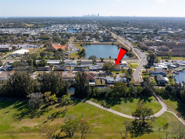 7891 1ST STREET NE, St Petersburg, FL 33702