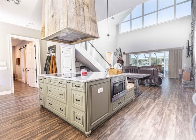 2055 E C 462, Wildwood, FL 34785