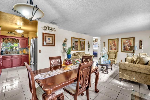 683 W 39th St, Hialeah, FL 33012