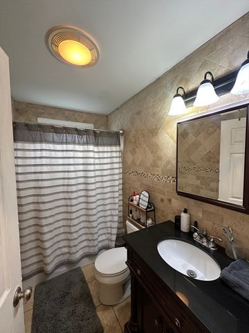 284 Torrey St 0, Brockton, MA 02301