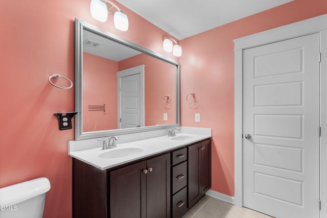7806 Allscott Way, Raleigh, NC 27612