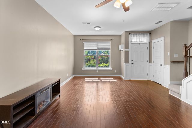 7806 Allscott Way, Raleigh, NC 27612