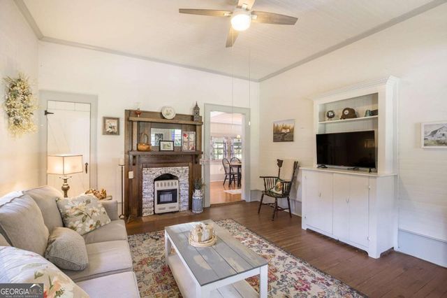 145 E Camp Street, Moreland, GA 30259