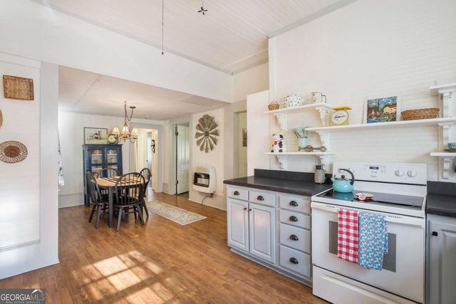 145 E Camp Street, Moreland, GA 30259