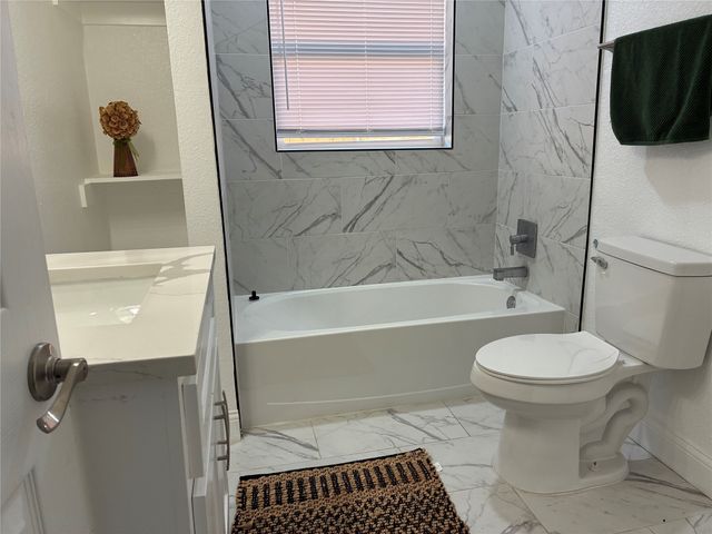 4804 Avenue G, Fort Worth, TX 76105