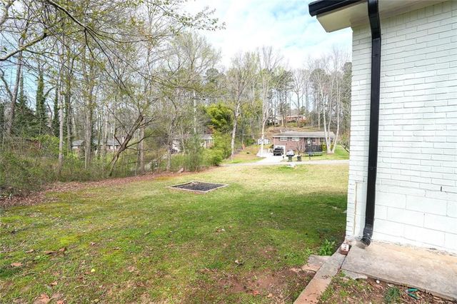 1980 Winchester Court SW, Marietta, GA 30008