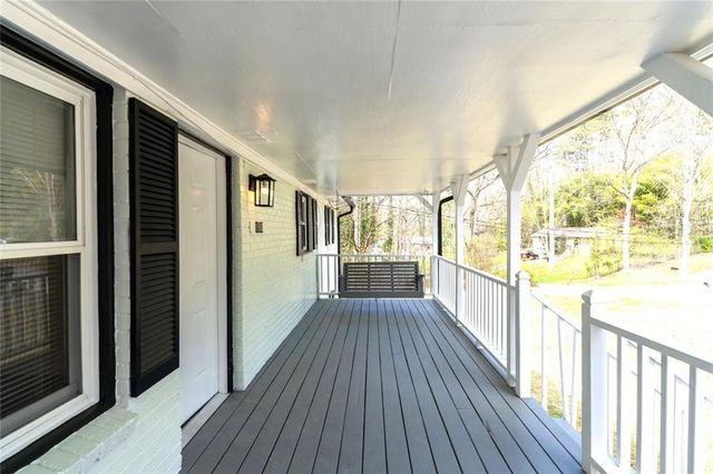 1980 Winchester Court SW, Marietta, GA 30008