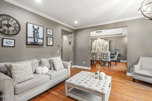 33 Harbor Road, Morganville, NJ 07751