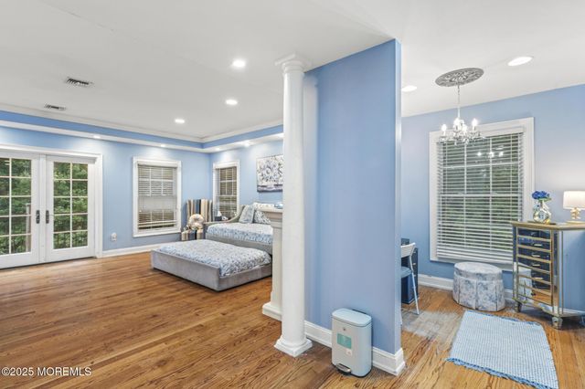 33 Harbor Road, Morganville, NJ 07751