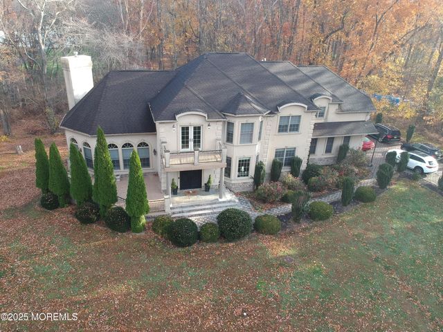 33 Harbor Road, Morganville, NJ 07751
