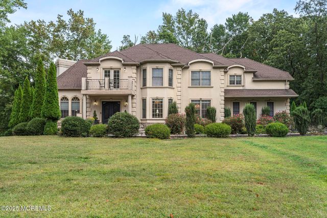33 Harbor Road, Morganville, NJ 07751