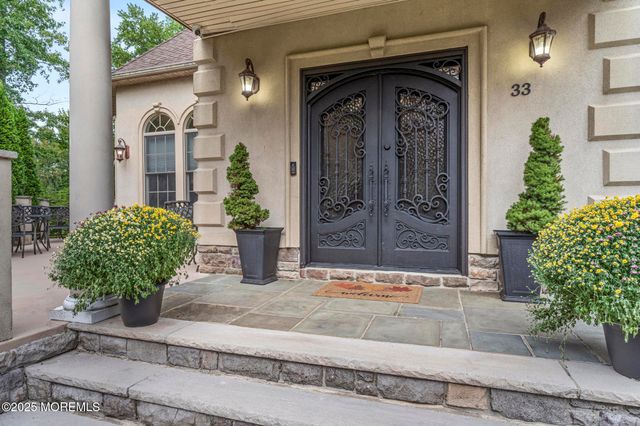 33 Harbor Road, Morganville, NJ 07751