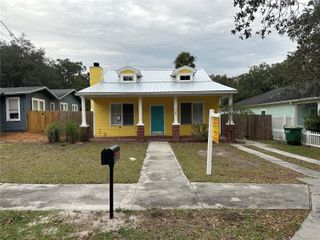 325 W JEAN STREET, Tampa, FL 33604