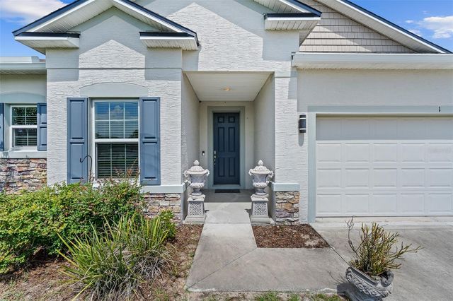 1 LYONS PLACE, Palm Coast, FL 32137