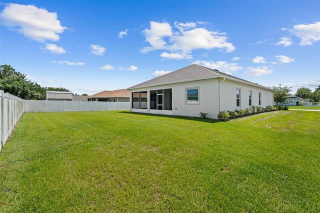 1 LYONS PLACE, Palm Coast, FL 32137