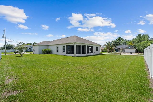1 LYONS PLACE, Palm Coast, FL 32137
