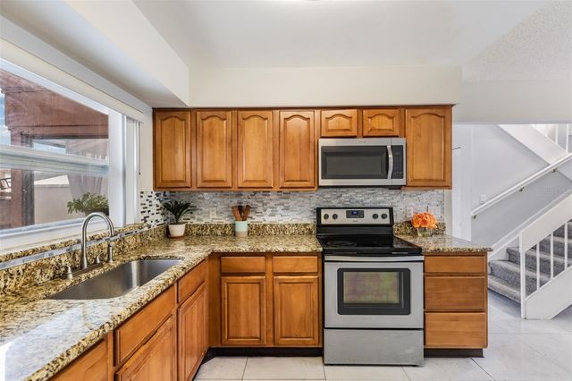 10520 WINROCK PLACE, Tampa, FL 33624