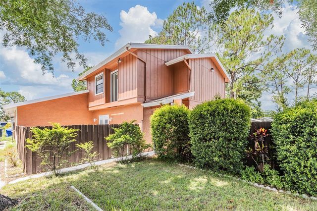 10520 WINROCK PLACE, Tampa, FL 33624