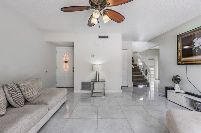 10520 WINROCK PLACE, Tampa, FL 33624