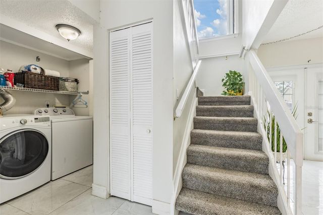 10520 WINROCK PLACE, Tampa, FL 33624