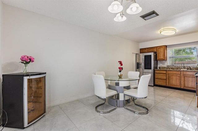 10520 WINROCK PLACE, Tampa, FL 33624