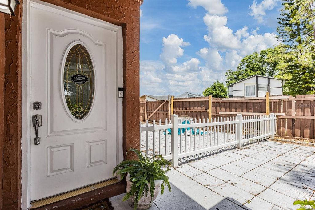 10520 WINROCK PLACE, Tampa, FL 33624